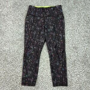 Athleta Pants Womens Small Black Capri Leggings Pockets Lightning City Lights